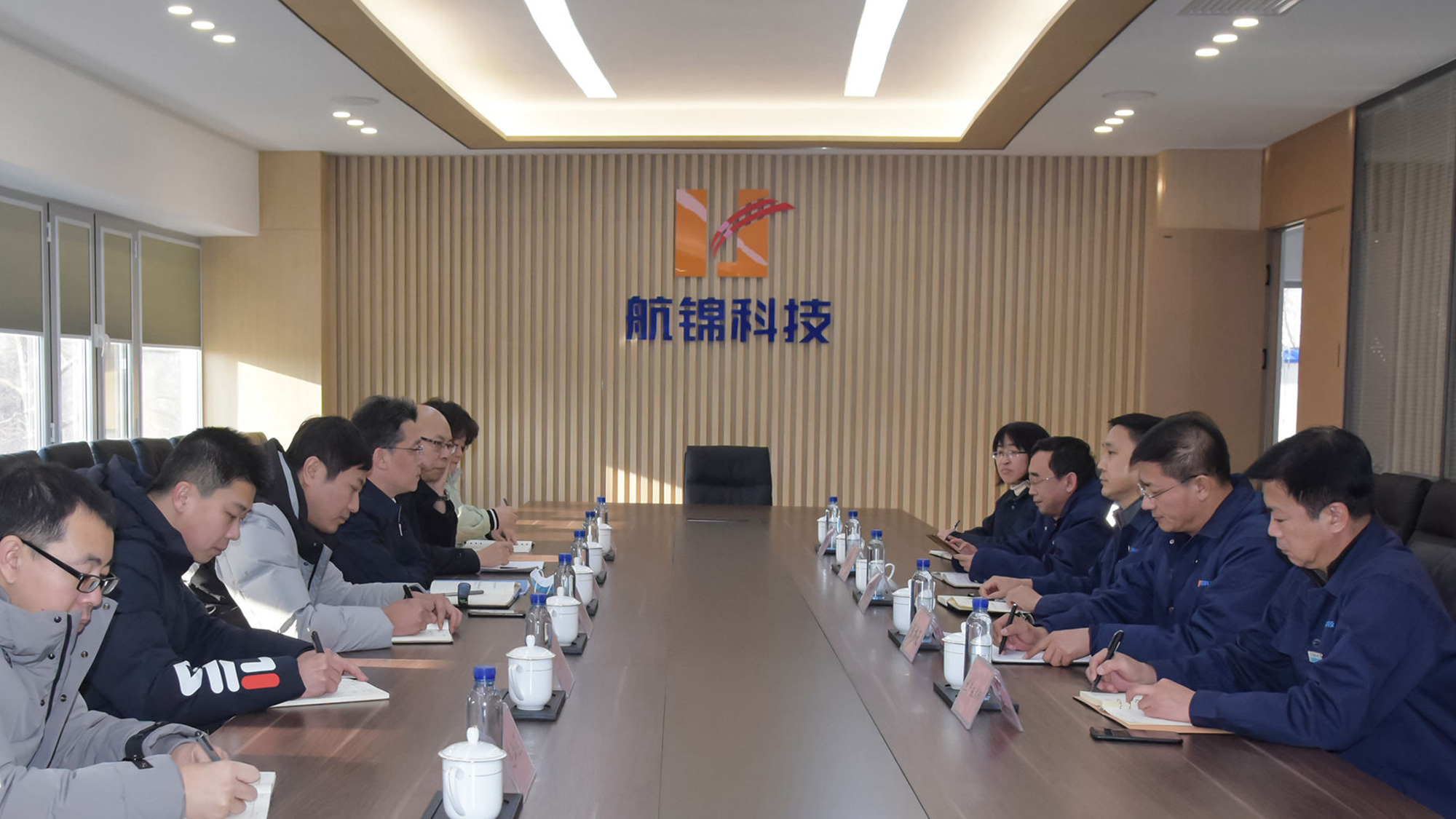 航錦科(kē)技(jì)logo設計(jì)會(huì)議(yì)室标識 航錦科(kē)技(jì)logo設計(jì)會(huì)議(yì)室标識/